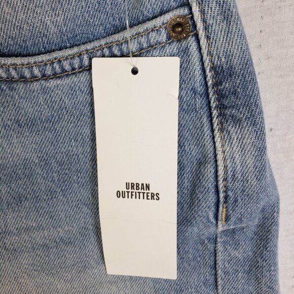 NWT BDG Urban Outfitters Girlfriend High-Rise Denim Jean Shorts size 28 - Picture 6 of 13